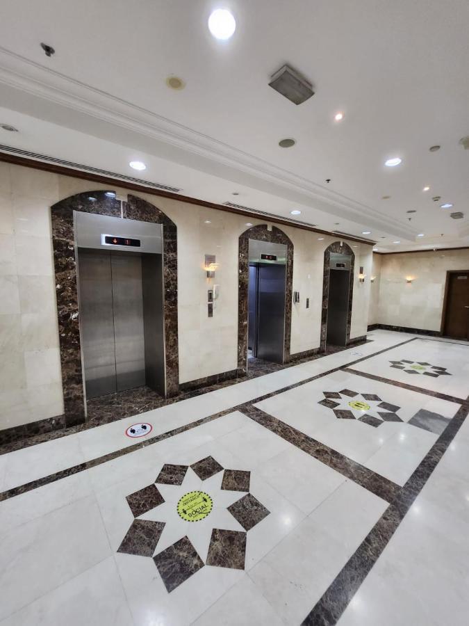 Furnished Studio Apartment Near Business Bay Metro Station Dubai Exterior foto