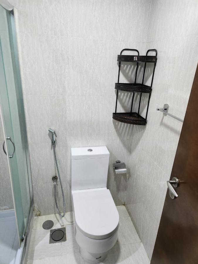 Furnished Studio Apartment Near Business Bay Metro Station Dubai Exterior foto